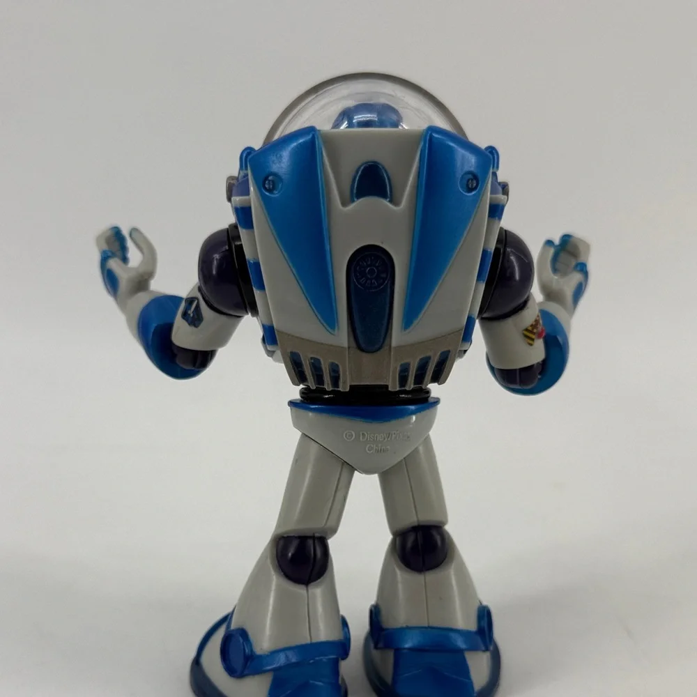 Space Ranger Action Figure - Blue and Gray - Picture 3 of 5